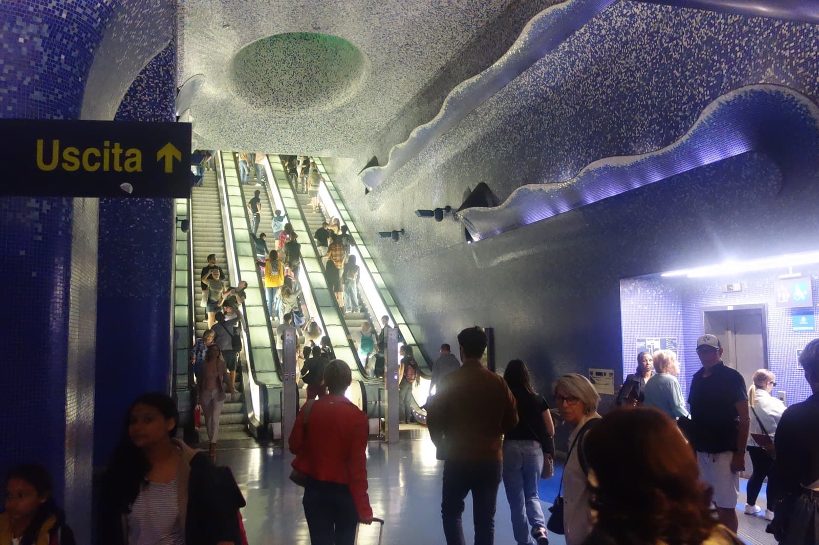 America's Cup 2027 — getting around Naples: airport, metro, ferries